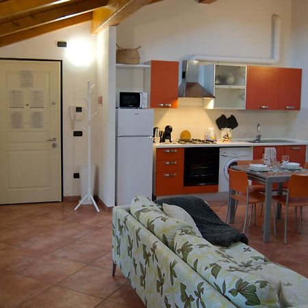 Casa Viola, Deliziosa Mansarda In Centro Storico Apartman Modena Kültér fotó