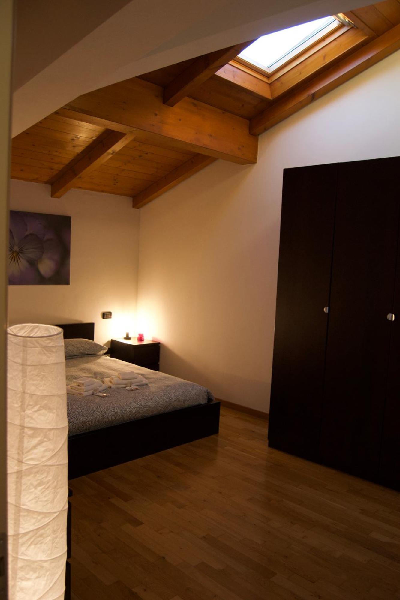 Casa Viola, Deliziosa Mansarda In Centro Storico Apartman Modena Kültér fotó