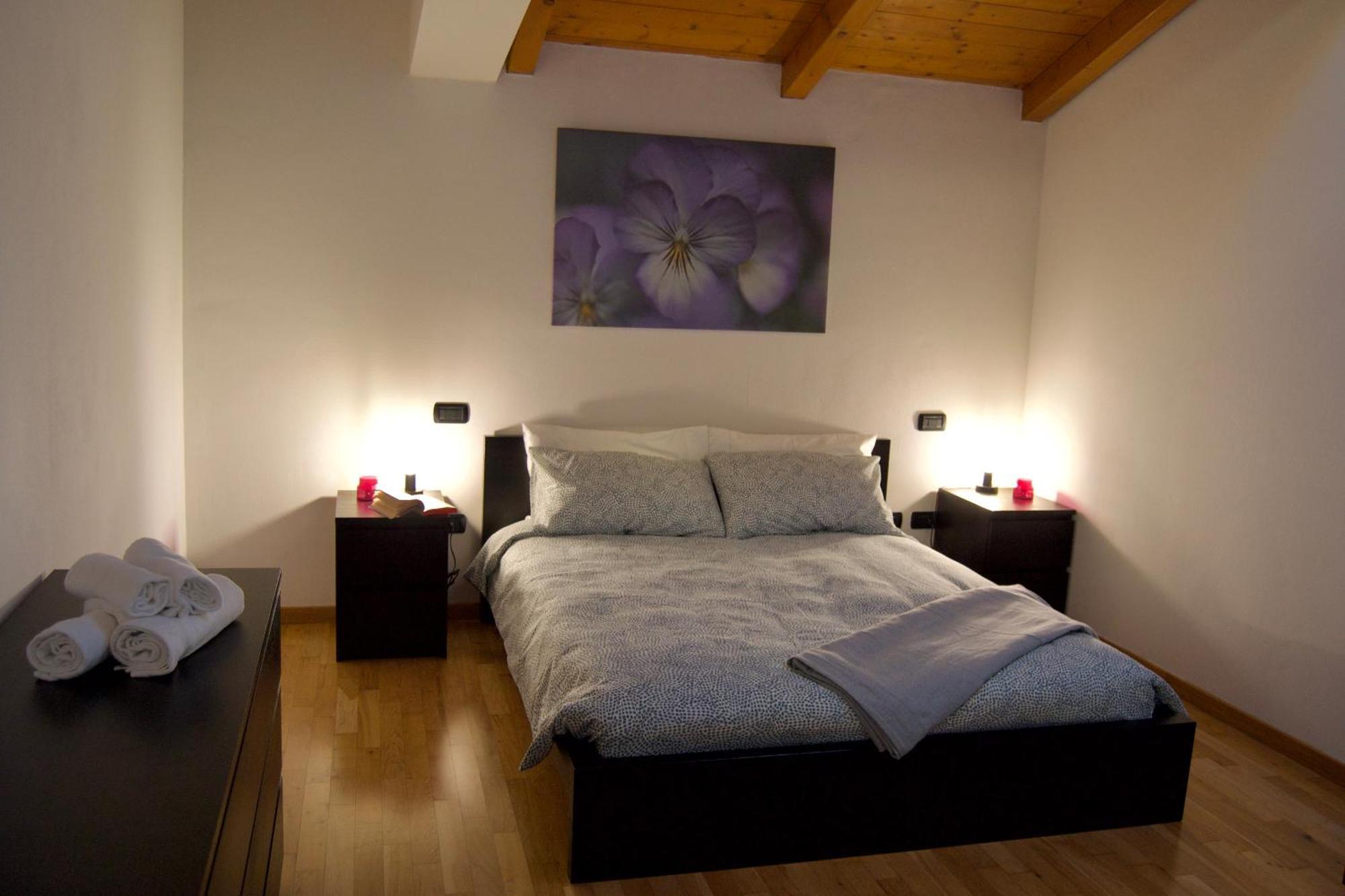 Casa Viola, Deliziosa Mansarda In Centro Storico Apartman Modena Kültér fotó